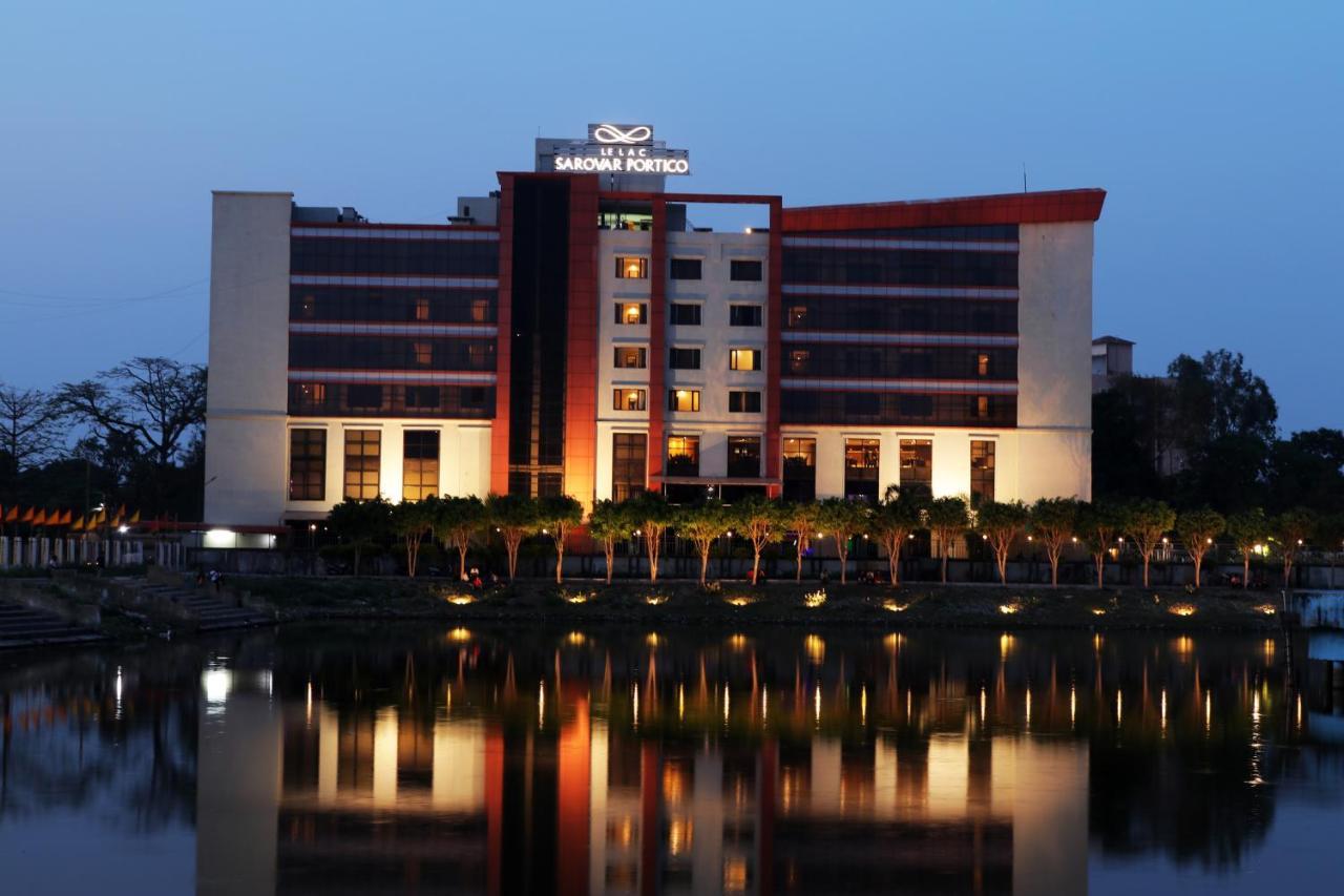 Le Lac Sarovar Portico- Ranchi Bagian luar foto